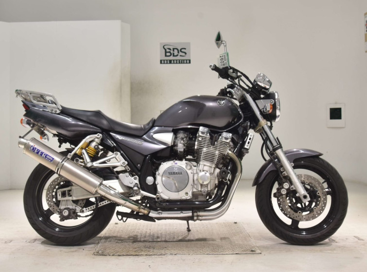Мотоцикл Yamaha XJR1300 с пробегом 42800 km