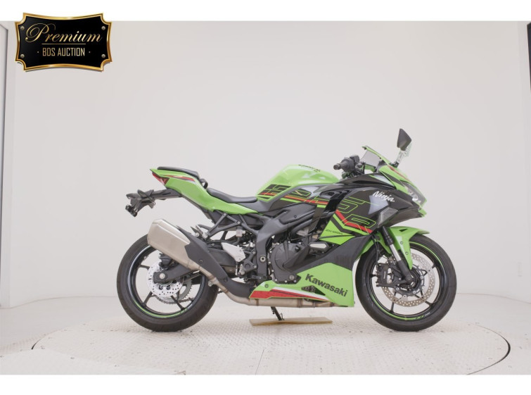 Мотоцикл Kawasaki ZX-25R-2SE с пробегом 224 km