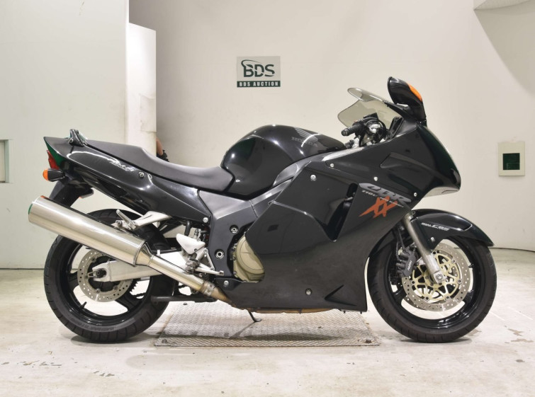 Мотоцикл Honda CBR1100XX с пробегом 39858 km