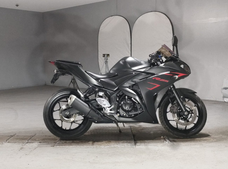 Мотоцикл Yamaha YZF-R25 з пробігом 23286 km