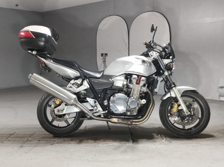 Мотоцикл Honda CB1300SF с пробегом 45265 km