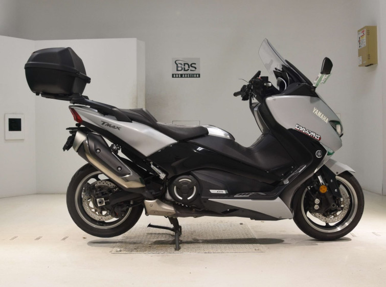 Мотоцикл Yamaha T-MAX530DXA с пробегом 25998 km