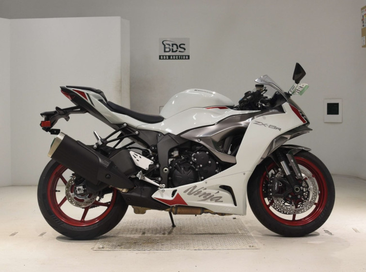 Мотоцикл Kawasaki ZX-6RA з пробігом 119 km