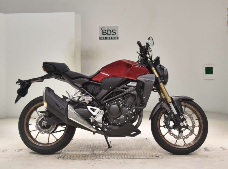 Мотоцикл Honda CB250RA с пробегом 4996 km