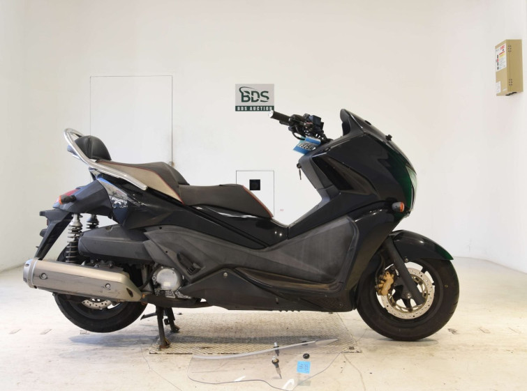 Мотоцикл Honda FAZE