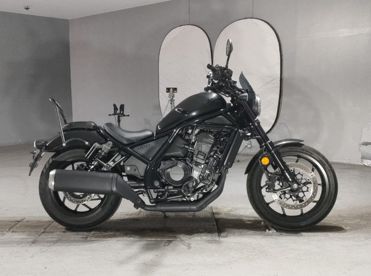 Мотоцикл Honda REBEL CMX1100 з пробігом 2205 km