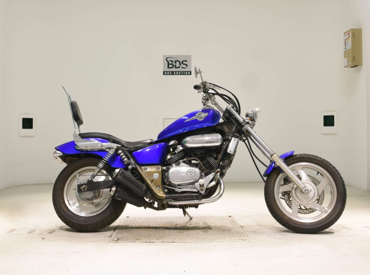 Мотоцикл Honda MAGNA 250 з пробігом 6552 km