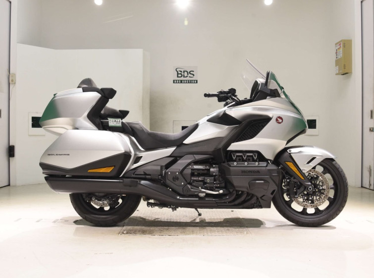 Мотоцикл Honda GL1800 TOUR D с пробегом 856 km