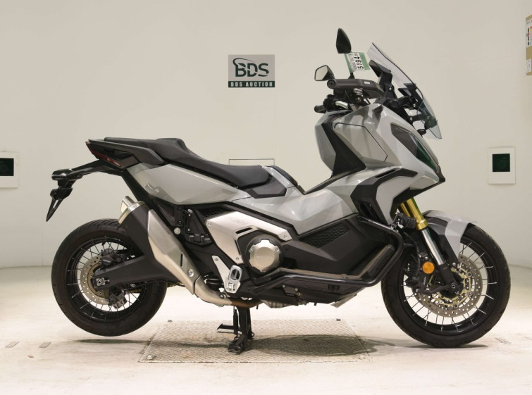 Мотоцикл Honda X-ADV750-2 с пробегом 22310 km