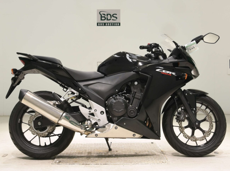 Мотоцикл Honda CBR400R з пробігом 4341 km