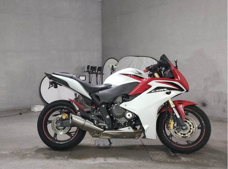 Мотоцикл Honda CBR600F з пробігом 55019 km