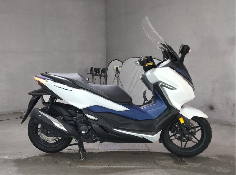 Мотоцикл Honda FORZA с пробегом 12322 km