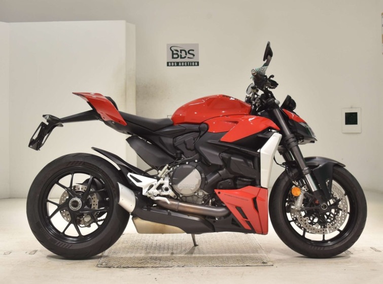 Мотоцикл Ducati STREET FIGHTER V2 с пробегом 2606 km