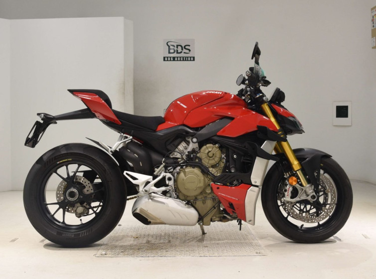 Мотоцикл Ducati STREET FIGHTER V4S с пробегом 19119 km