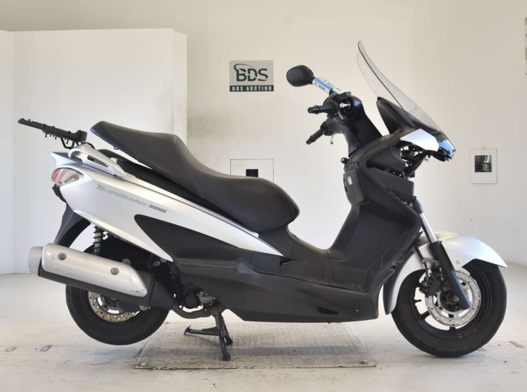 Мотоцикл Suzuki BURGMAN200