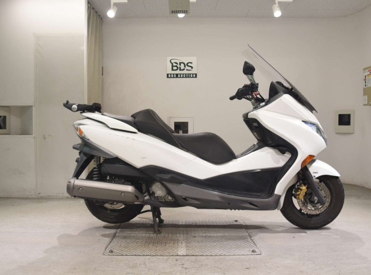 Мотоцикл Honda FORZA с пробегом 40128 km