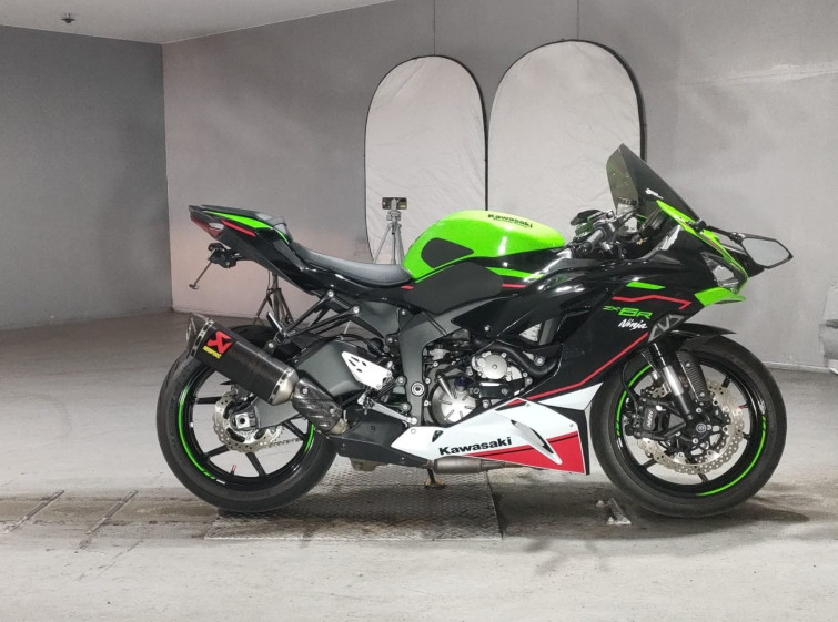 Мотоцикл Kawasaki ZX-6R с пробегом 6651 km