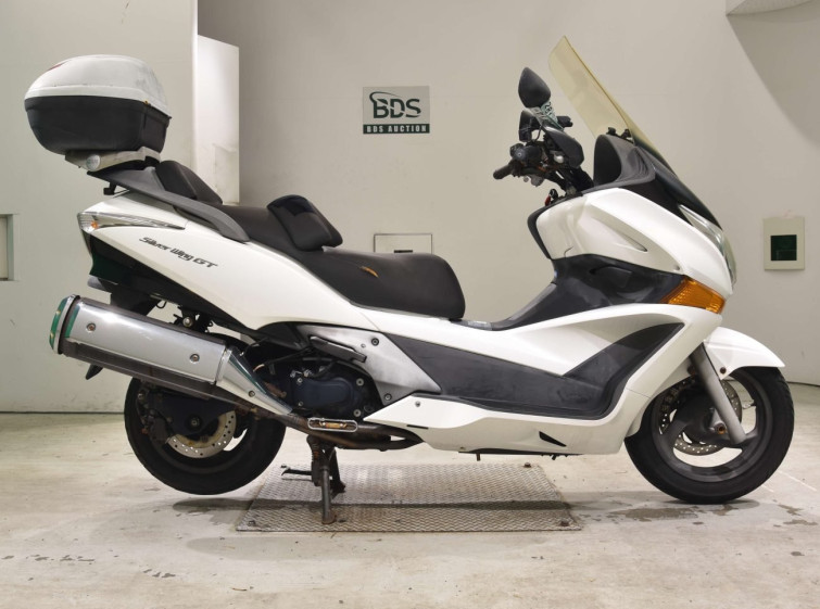 Мотоцикл Honda SILVERWING 400 с пробегом 33681 km