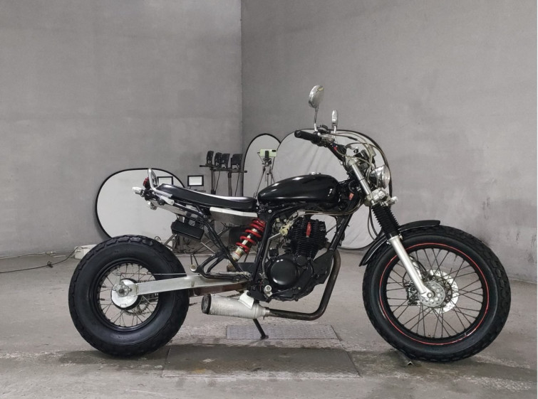 Мотоцикл Yamaha TW200 з пробігом 11327 km