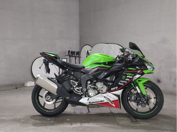 Мотоцикл Kawasaki ZX-6R з пробігом 8687 km