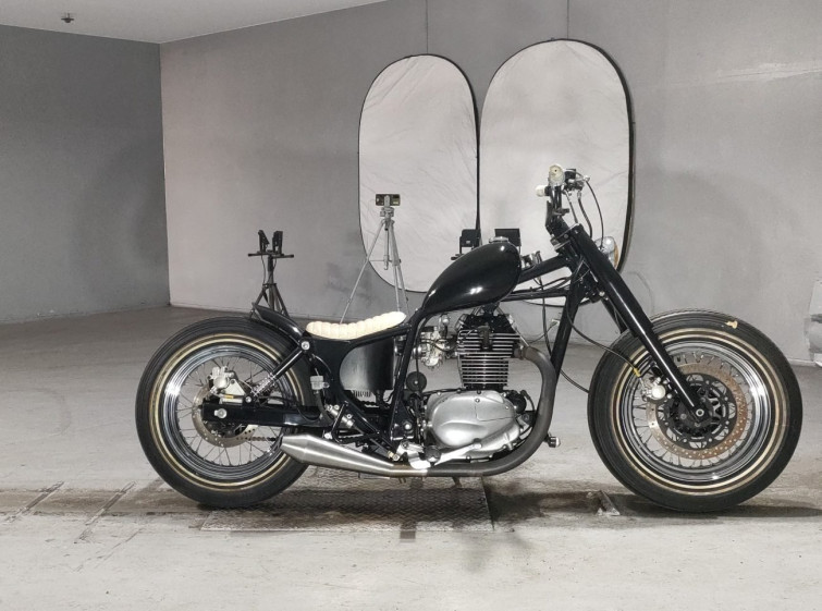 Мотоцикл Kawasaki ESTRELLA з пробігом 1628 km