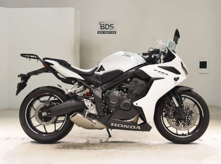 Мотоцикл Honda CBR650R з пробігом 41168 km