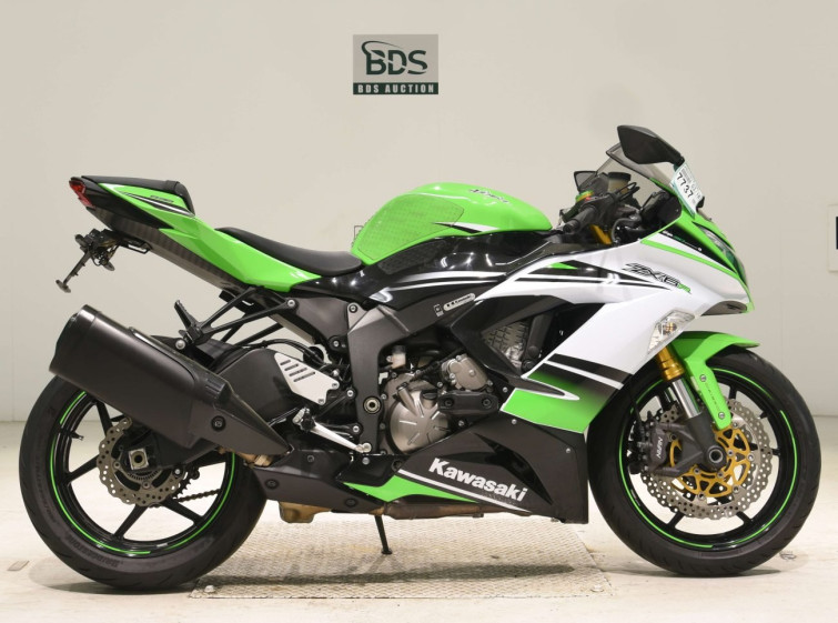 Мотоцикл Kawasaki ZX-6R с пробегом 24655 km