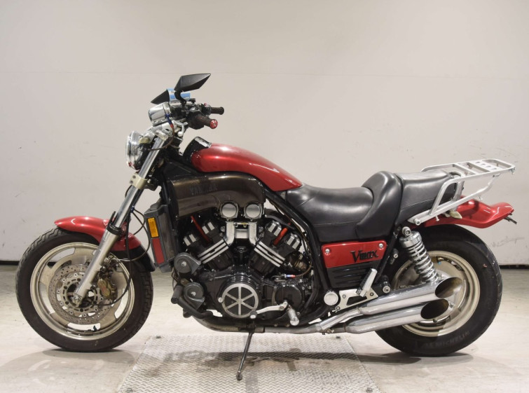 Мотоцикл Yamaha V-MAX с пробегом 70934 km