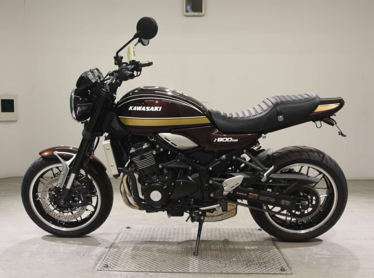 Мотоцикл Kawasaki Z900RS з пробігом 851 km