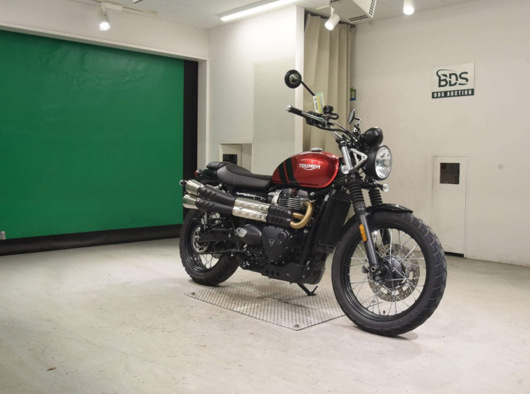 Мотоцикл Triumph SCRAMBLER 900 з пробігом 9573 km