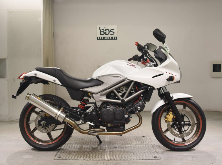 Мотоцикл Honda VTR-F250 с пробегом 25909 km