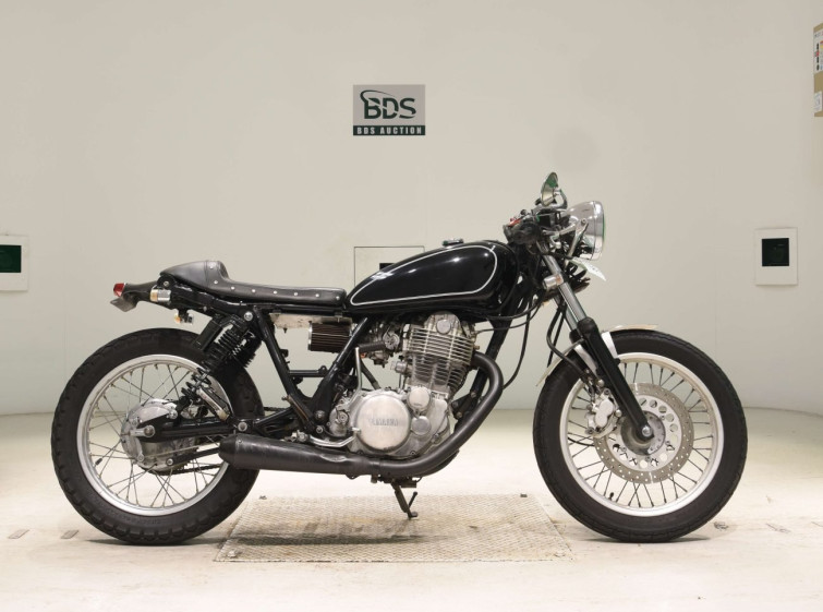 Мотоцикл Yamaha SR400 з пробігом 3577 km