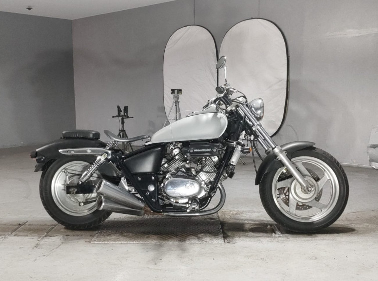 Мотоцикл Honda MAGNA250 з пробігом 41529 km