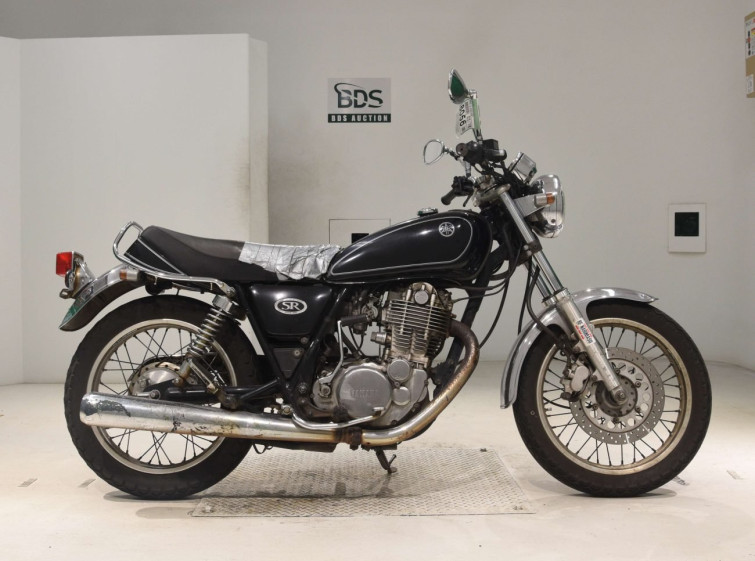Мотоцикл Yamaha SR400 с пробегом 76693 km