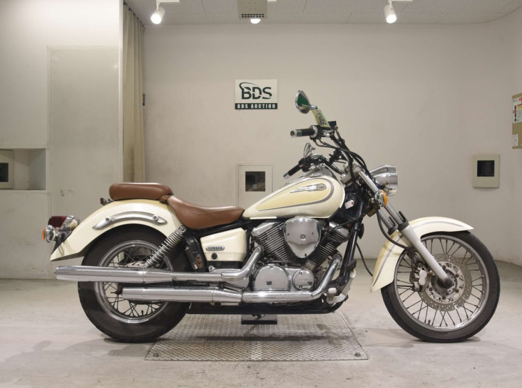 Мотоцикл Yamaha DRAGSTAR XVS250 з пробігом 42652 km
