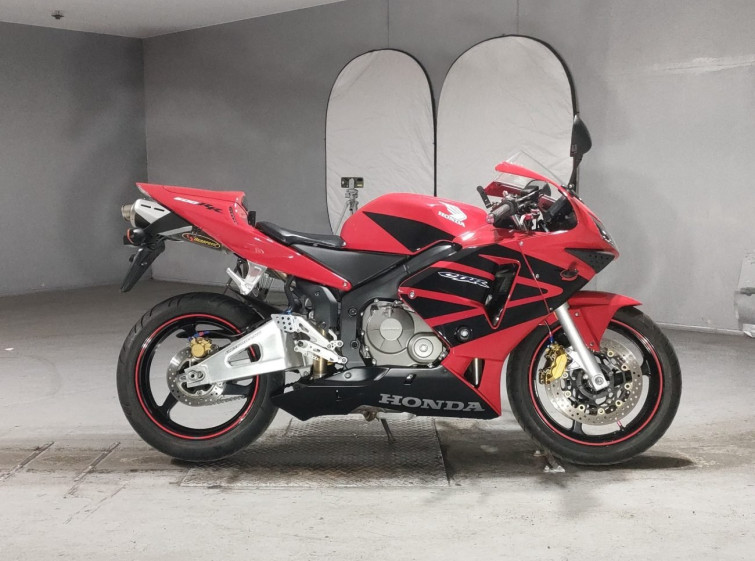 Мотоцикл Honda CBR600RR з пробігом 26612 km