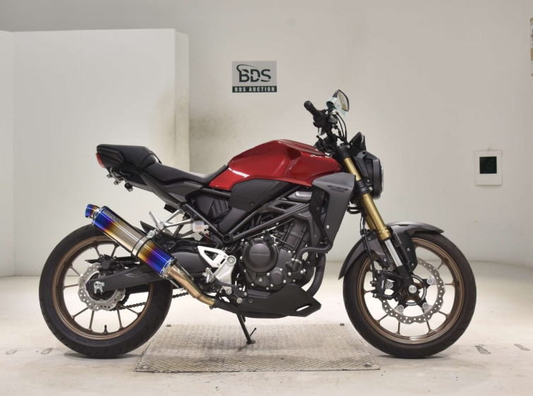 Мотоцикл Honda CB250RA с пробегом 973 km