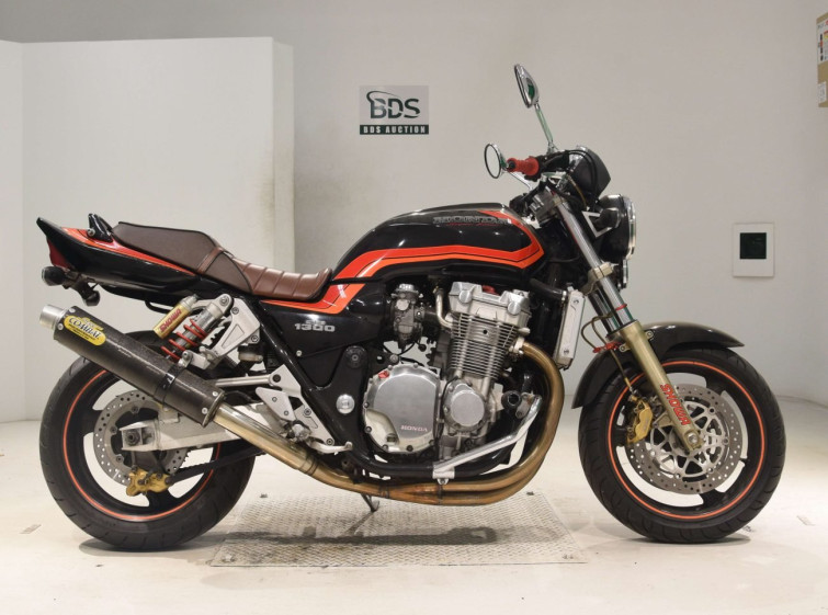 Мотоцикл Honda CB1300SF з пробігом 46618 km