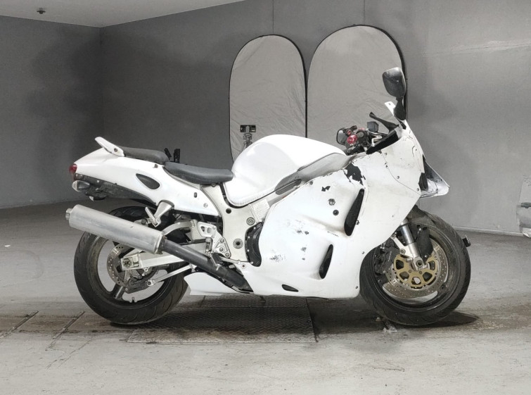Мотоцикл Suzuki GSX1300R HAYABUSA