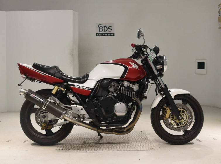 Мотоцикл Honda CB400SFV с пробегом 46468 km