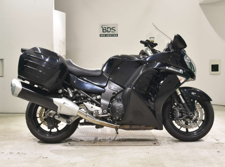 Мотоцикл Kawasaki GTR1400 CONCOURS с пробегом 31734 km