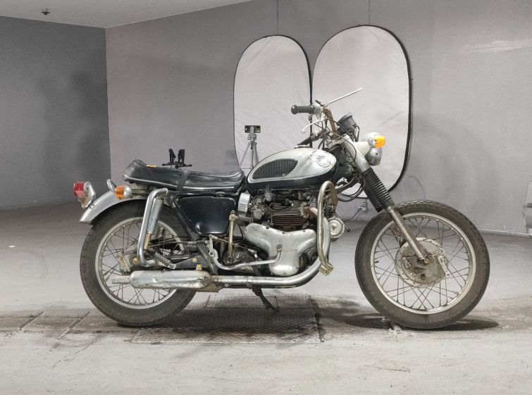 Мотоцикл Kawasaki W1S з пробігом 27869 km