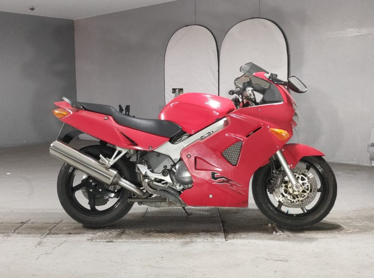 Мотоцикл Honda VFR800F с пробегом 135411 km