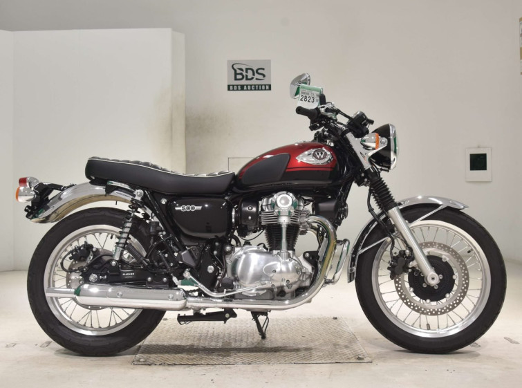 Мотоцикл Kawasaki W800 с пробегом 304 km
