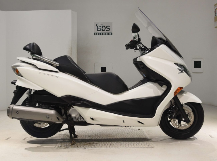 Мотоцикл Honda FORZA Z з пробігом 9937 km