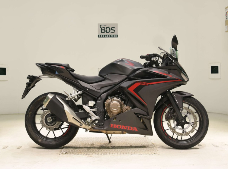 Мотоцикл Honda CBR400R з пробігом 9947 km