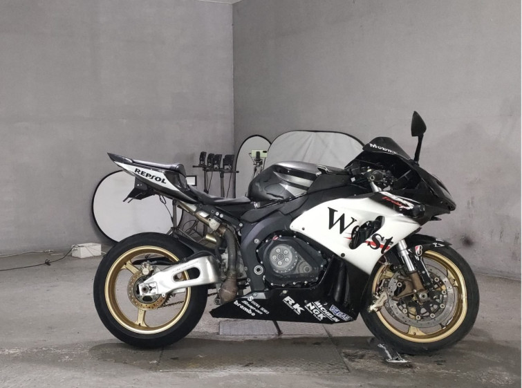 Мотоцикл Honda CBR1000RR