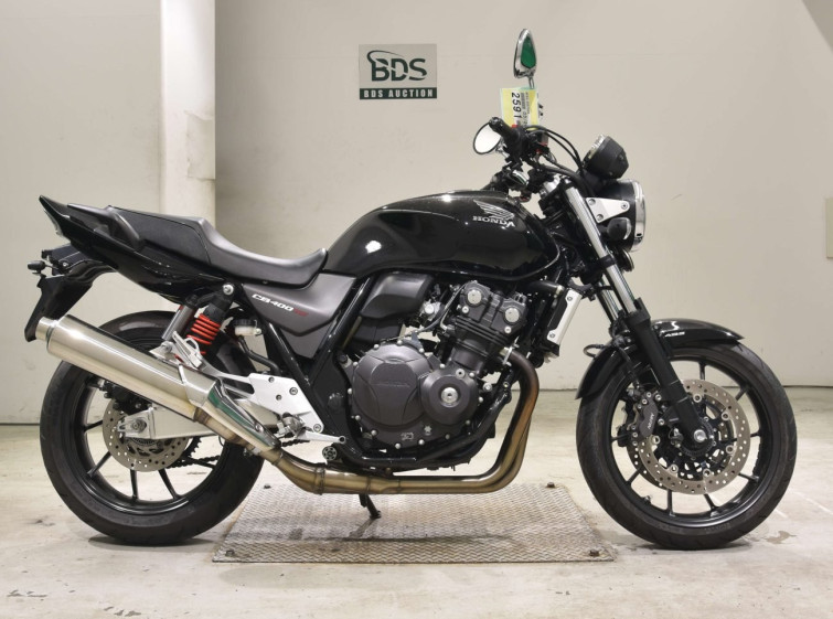 Мотоцикл Honda LEAD125 с пробегом 17763 km