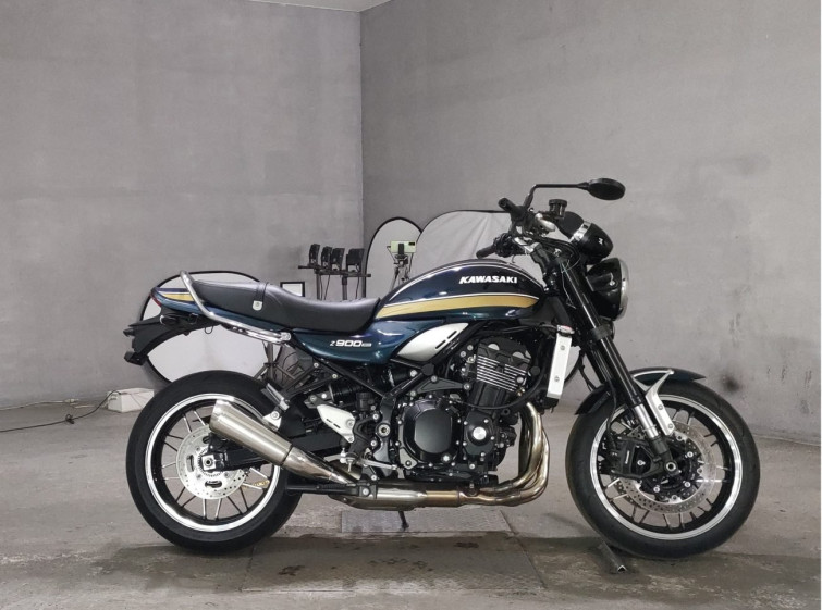 Мотоцикл Kawasaki Z900RS с пробегом 5682 km