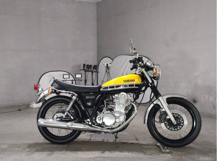 Мотоцикл Yamaha SR400 з пробігом 3612 km
